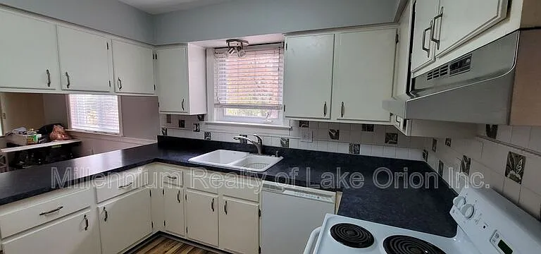 29359 Hemlock Dr — Photo 3