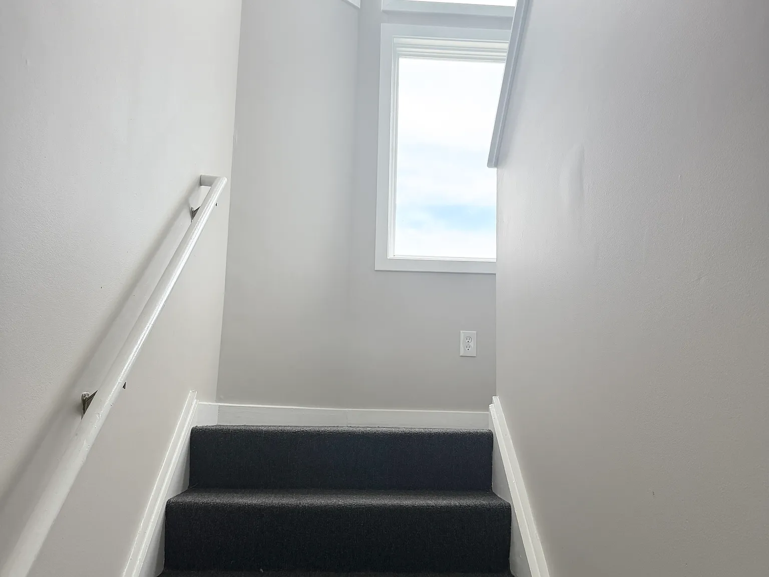 2 bed, 1.5 bath, 1384 sqft, $2,500 — Photo 4