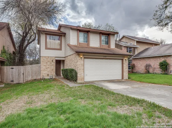 5742 SPRING MOON ST, San Antonio, TX 78247