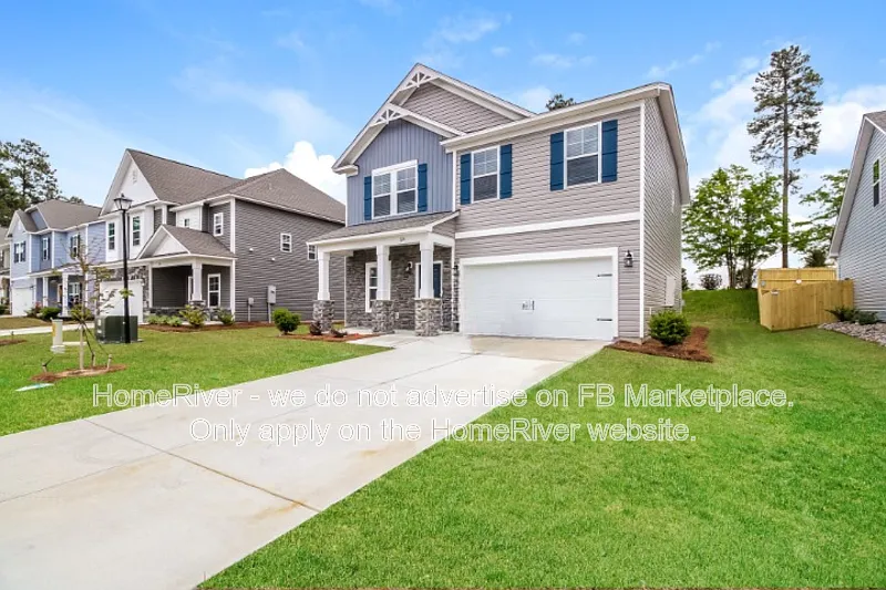 5 bed, 2.5 bath, 2225 sqft, $2,445 — Photo 2