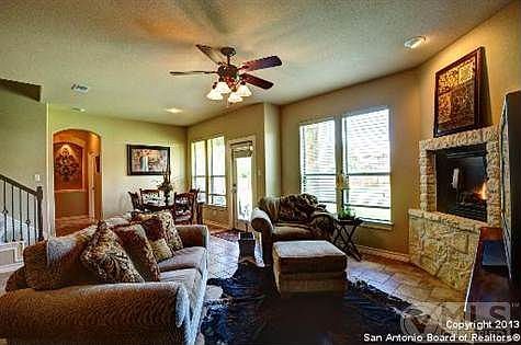 4th image of 26404 Brumby Ln