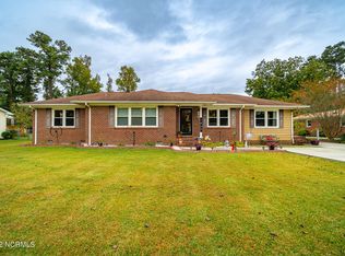 1807 Old Cherry Point Rd, New Bern, NC 28560