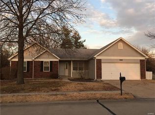 1001 Keeneland Rd, Florissant, MO 63034