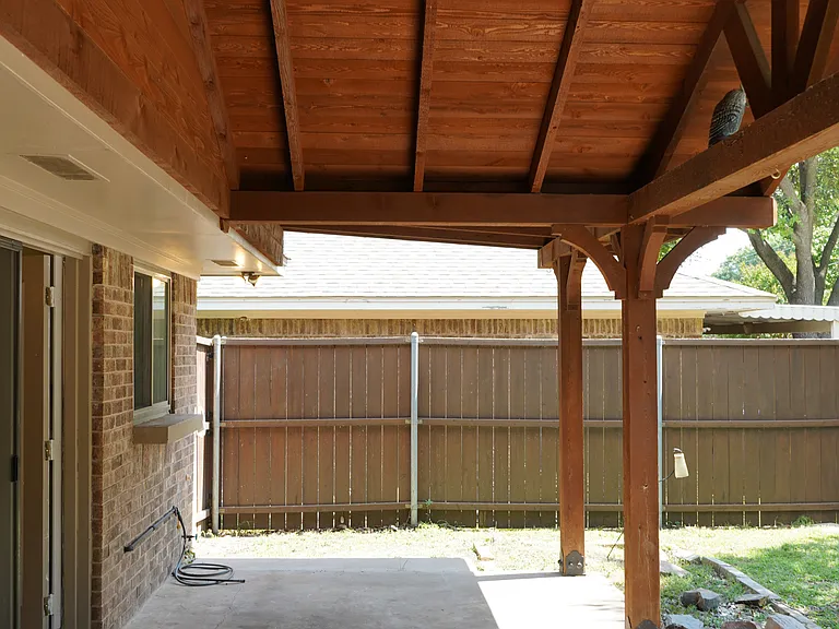 311 Gwendola Dr — Photo 17