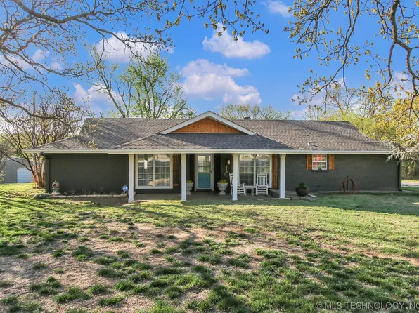 18 S Vermeer Ave, Sand Springs, OK 74063