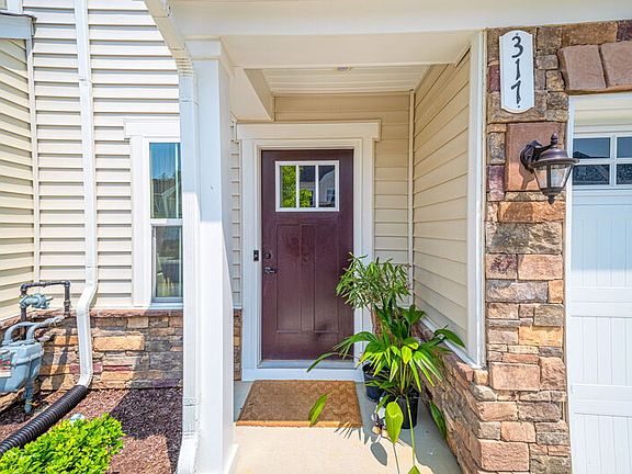 3rd image of 317 Capeside Ct #1