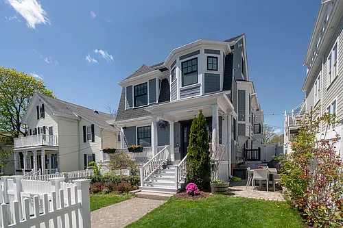 36 Laurel St #1 Photo 1