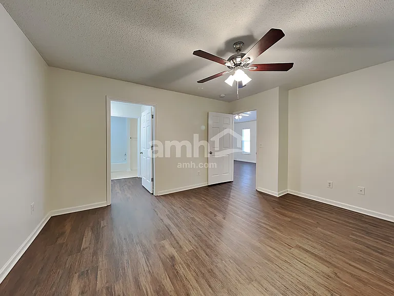 5500 Regent Village Dr — Photo 9