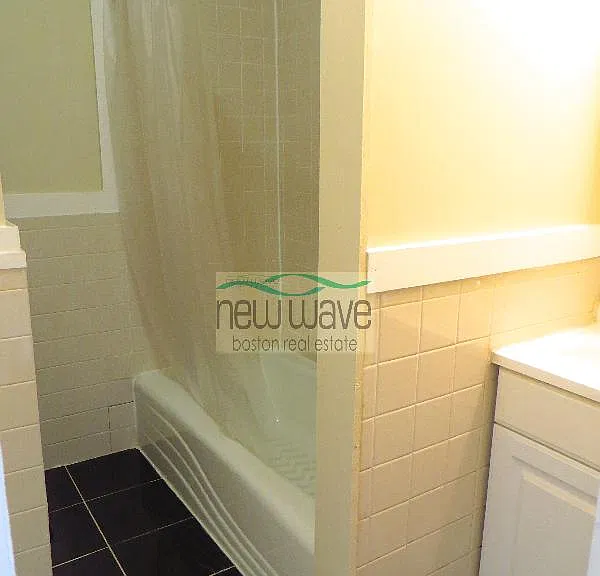 61 Hemenway St #4 — Photo 3