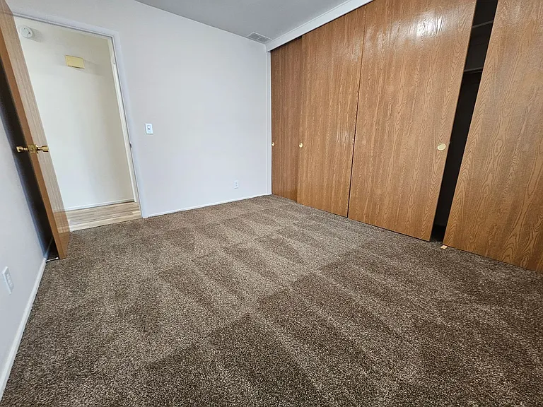 Garden Ridge Apartments — Photo 29