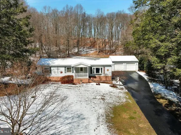 1421 Schuylkill Mountain Rd, Schuylkill Haven, PA 17972
