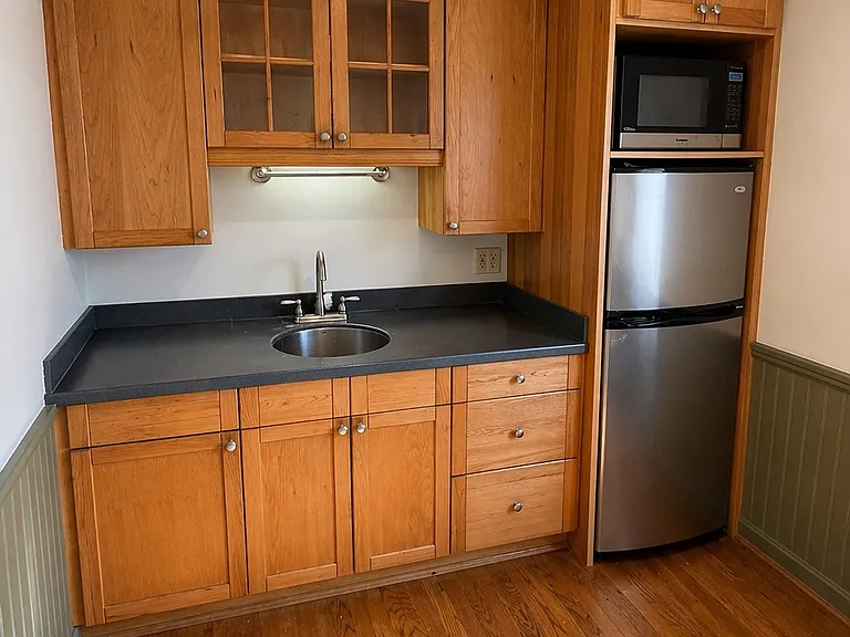 508 Farrell Dr #1 — Photo 6