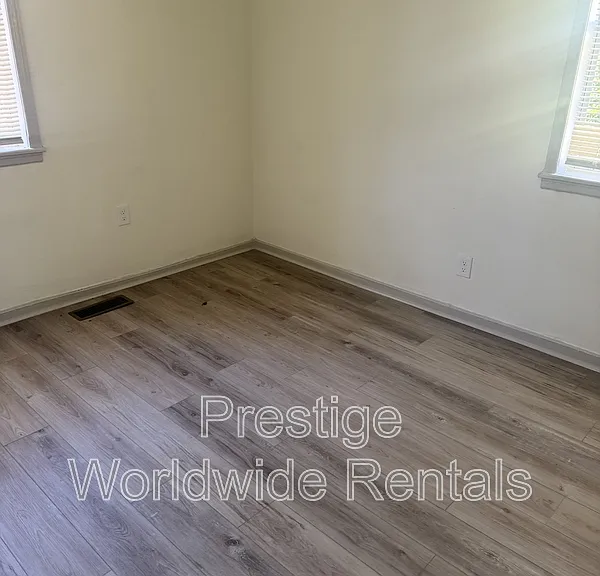 2726 Lumpkin Ct — Photo 4