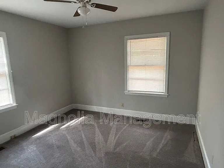 930 Buckhorn St — Photo 16