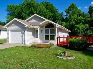 143 Thornton Ln, Kansas City, MO 64119