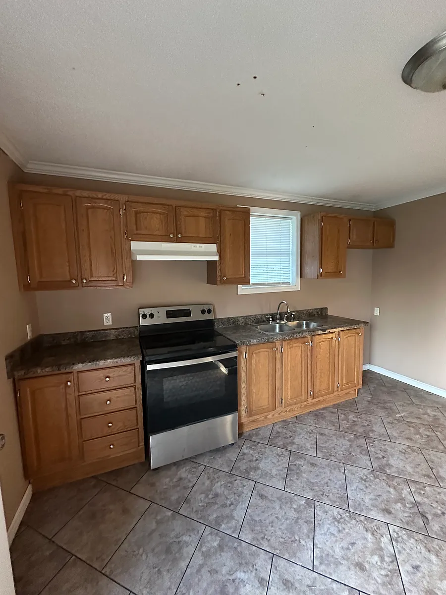 Kitchen - 115 West Ave