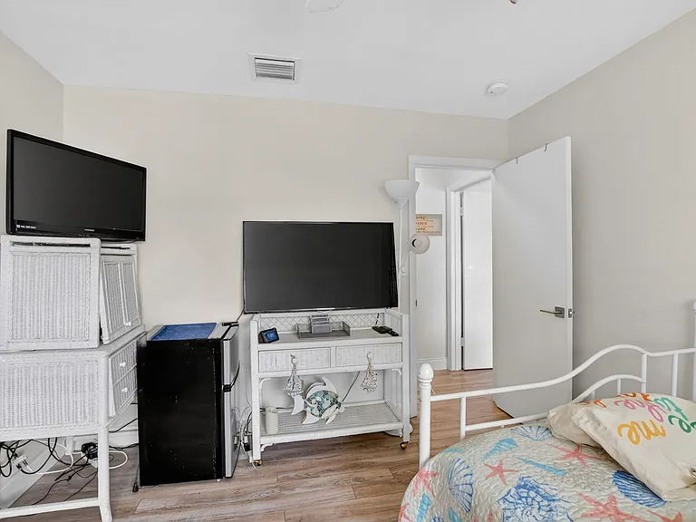 1050 NW 13th St #281D — Photo 19
