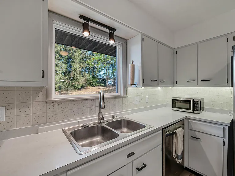 106 Litton Hts — Photo 27