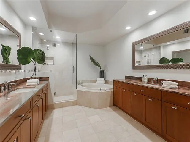 6051 N Ocean Dr #302 — Photo 13