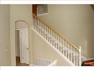 4th image of 1612 Valley Oaks Dr