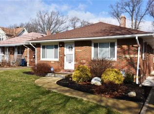 1800 Grantwood Dr, Parma, OH 44134