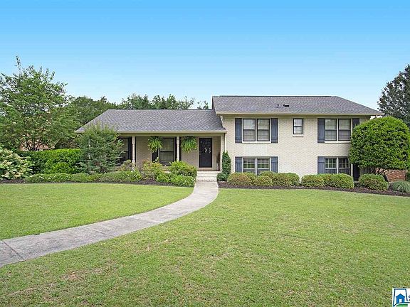 2nd image of 2509 Belle Terre Dr