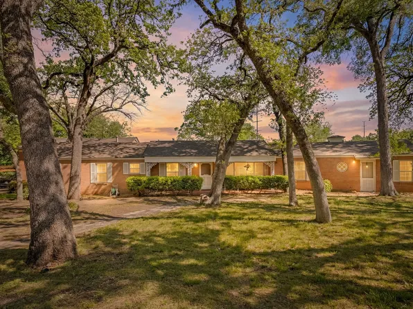 1504 Smilax Ave, Fort Worth, TX 76111