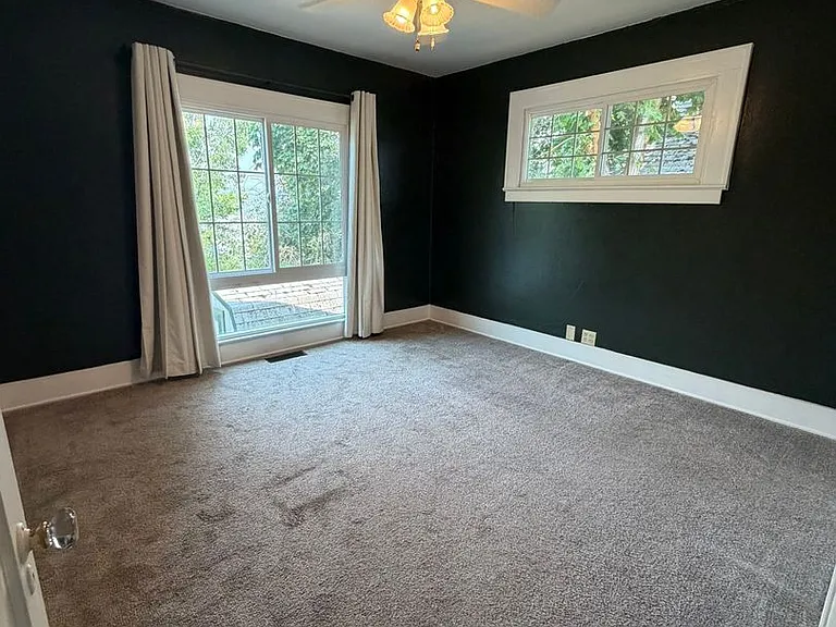 520 Jefferson St — Photo 6