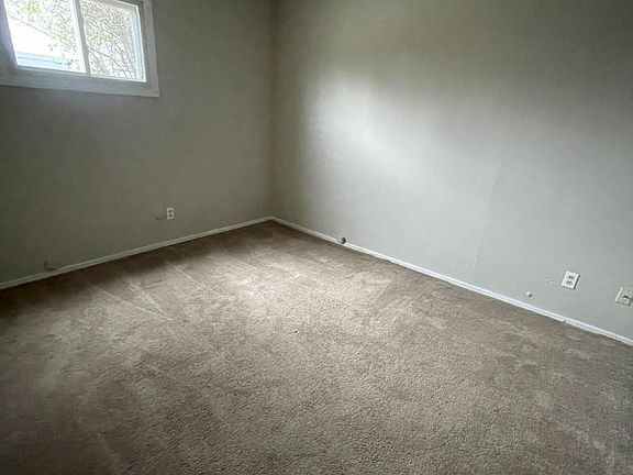 4th image of 4594 Freudenberger Ave