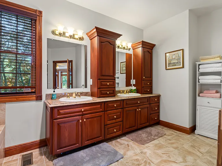 2 Harbor Side Dr — Photo 20