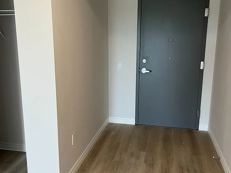 425 Watson Pkwy N #806 — Photo 3