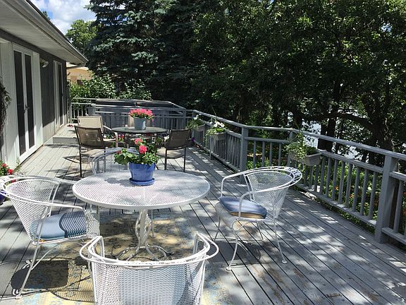 2nd image of 1815 Knollwood Dr