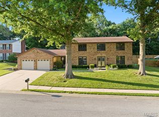 28 Shallowbrook Dr, O'Fallon, IL 62269