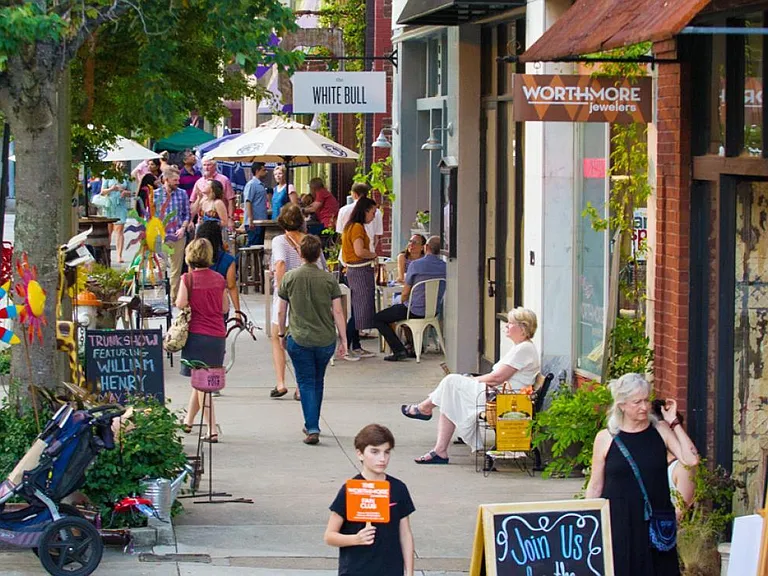 shops, restaurants, sidewalks