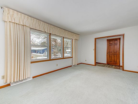 2nd image of 1200 Westhill Ave