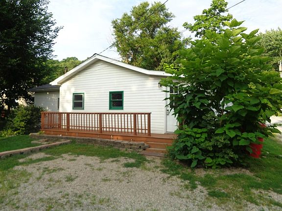 3rd image of 7112 W 132nd Ln
