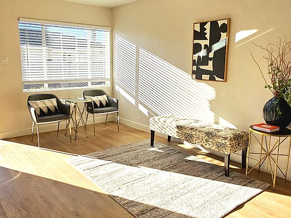 2nd image of 1308 W Whitton Ave APT 2