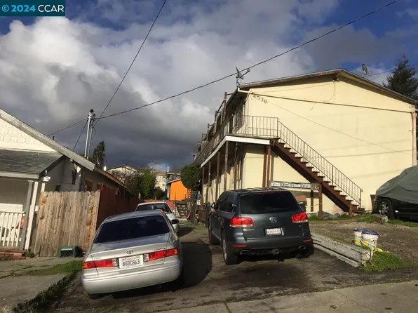 4536 Thompson St, Oakland, CA 94601
