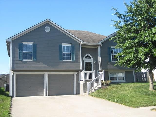 1st image of 621 Westview Dr