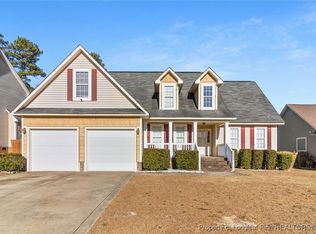 9008 Grouse Run Ln, Fayetteville, NC 28314