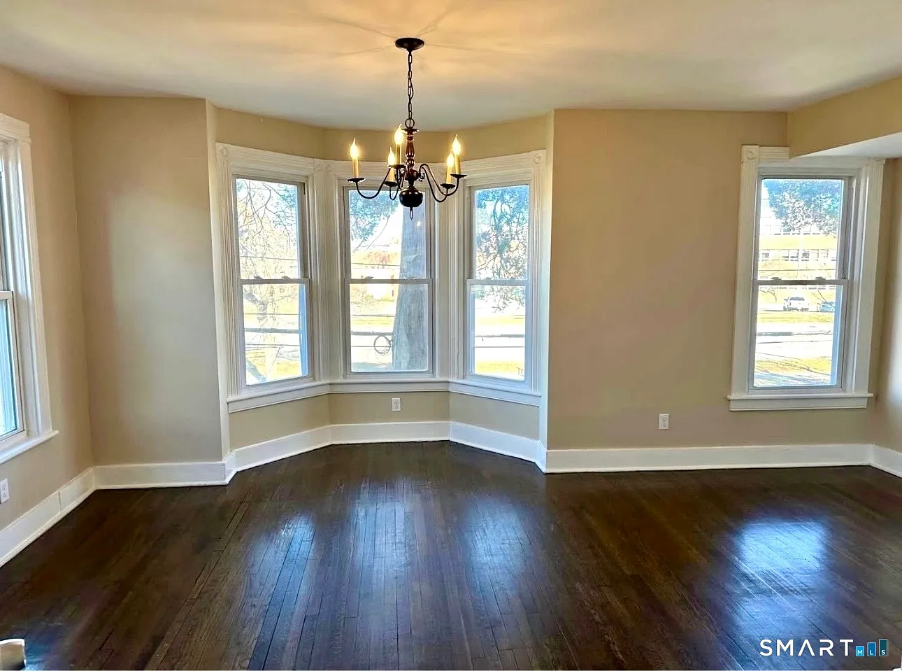 4 bed, 2.0 bath, 1559 sqft, $2,750 — Photo 2