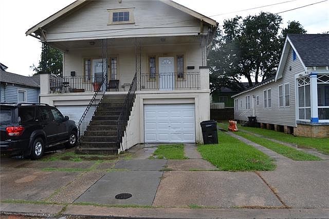 1st image of 2550 Clover St