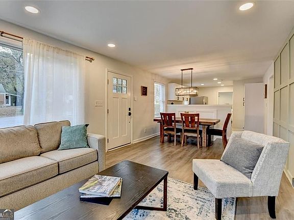 5th image of 1917 Don Juan Ln