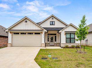 2715 Royal Village Way, Tyler, TX 75701