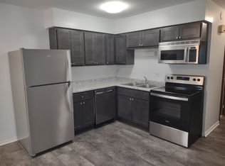 2330 182nd Pl APT 7, Lansing, IL 60438