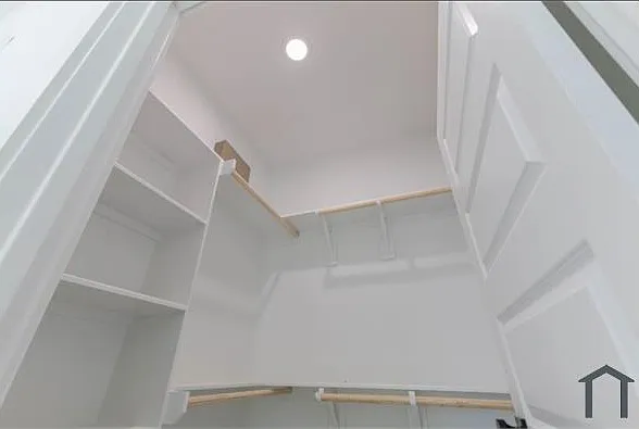 408 Armstrong St — Photo 9
