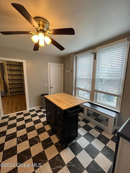 4th image of 13 Walker Avenue