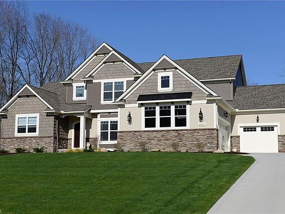 2nd image of 4025 Deer Lake Dr