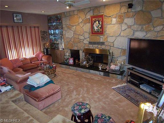 3rd image of 4433 Diane Dr