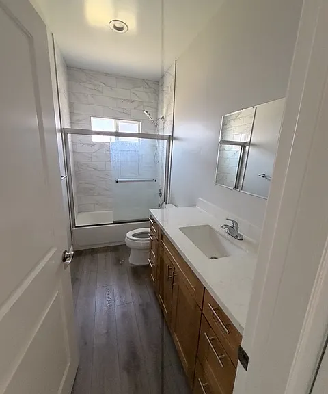312 W Edna Pl — Photo 11